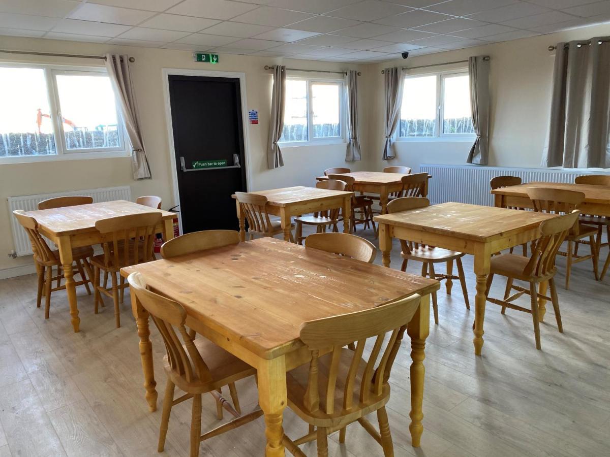 איילסברי Bucks Accommodation מראה חיצוני תמונה