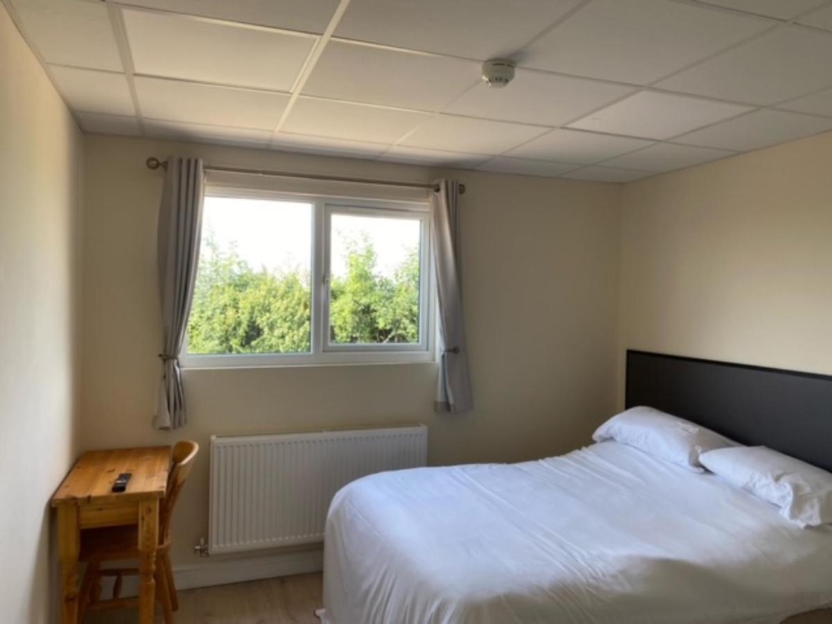 איילסברי Bucks Accommodation מראה חיצוני תמונה